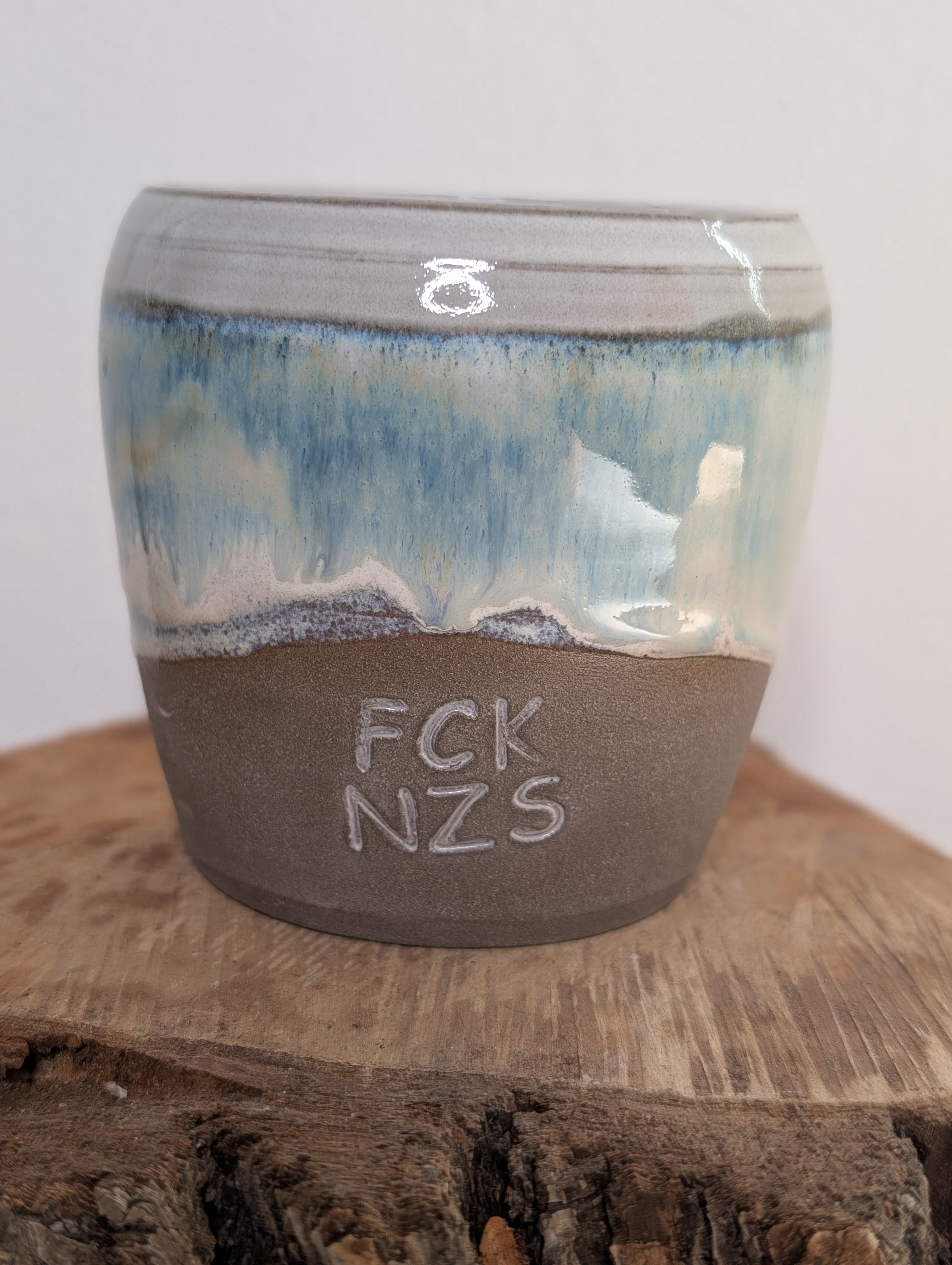 FCK NZS - Becher (dark Edition)