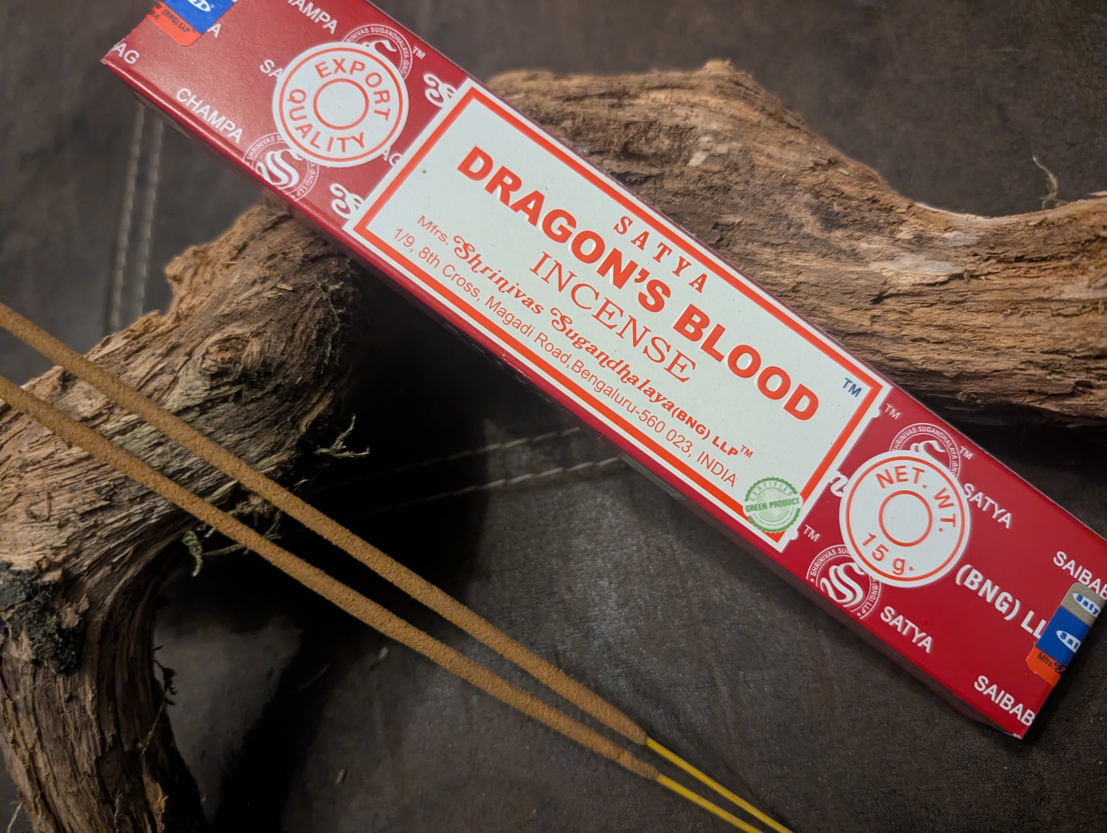 Räucherstäbchen Satya Dragon's Blood